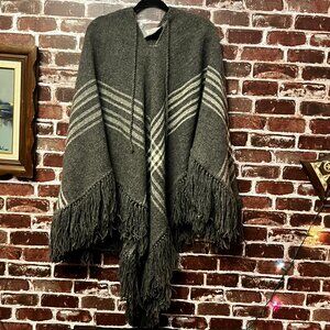 Vintage Plein Soleil Handmade Wool Poncho